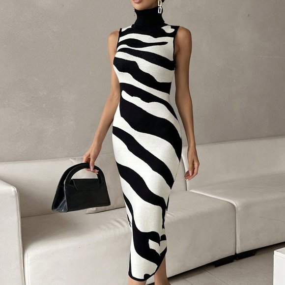 Black & White Casual Womens Two Tone Turtleneck Sweater Dress - Picture 2 of 5